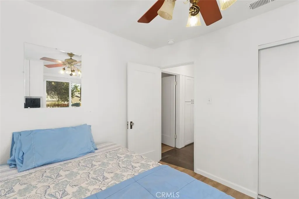 1981 1981 Marlborough Avenue, Riverside, California 92507 home-pic-16